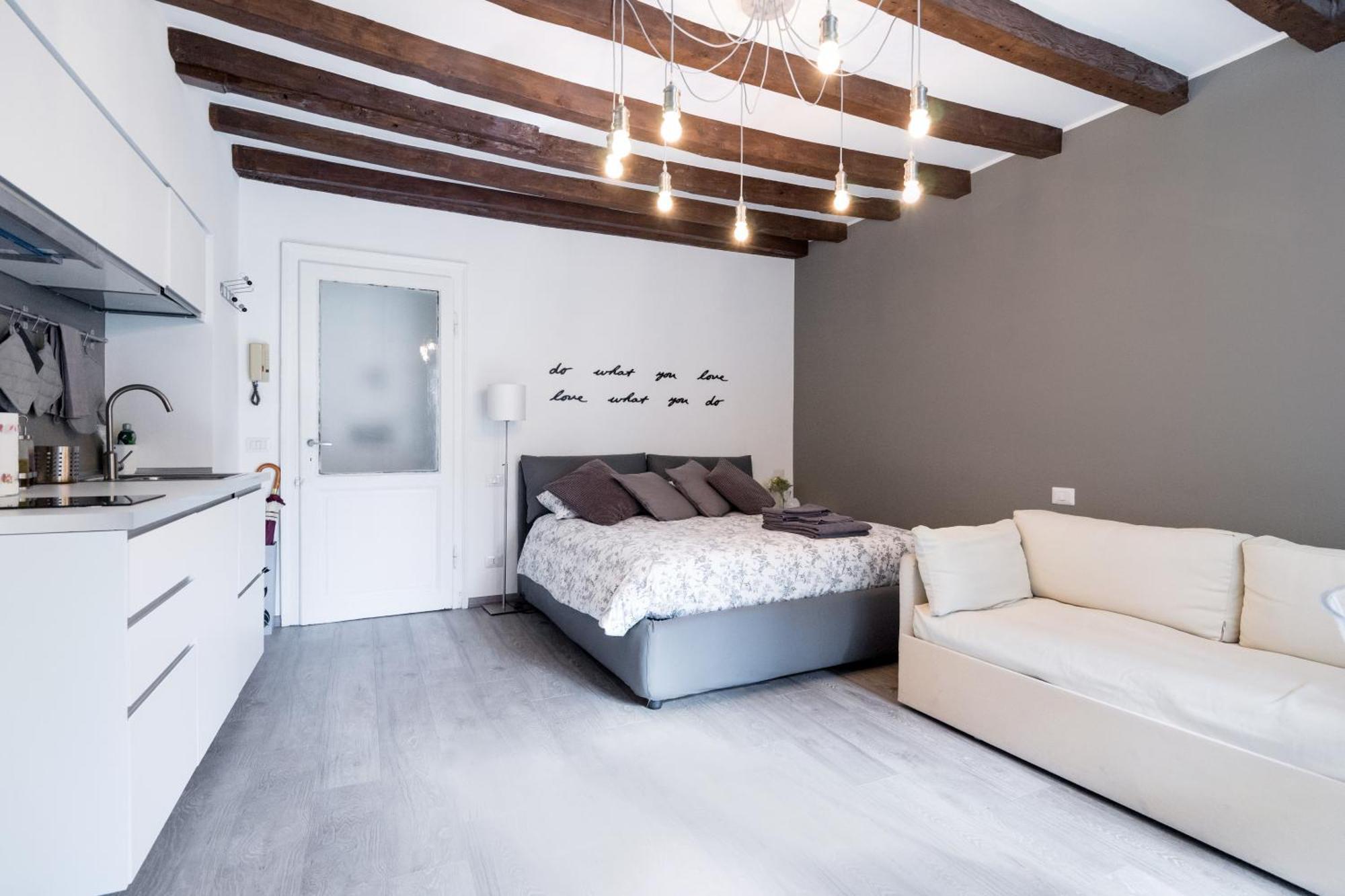 Navigli - Vigevano 45 & Casale 3A Studios ميلان المظهر الخارجي الصورة