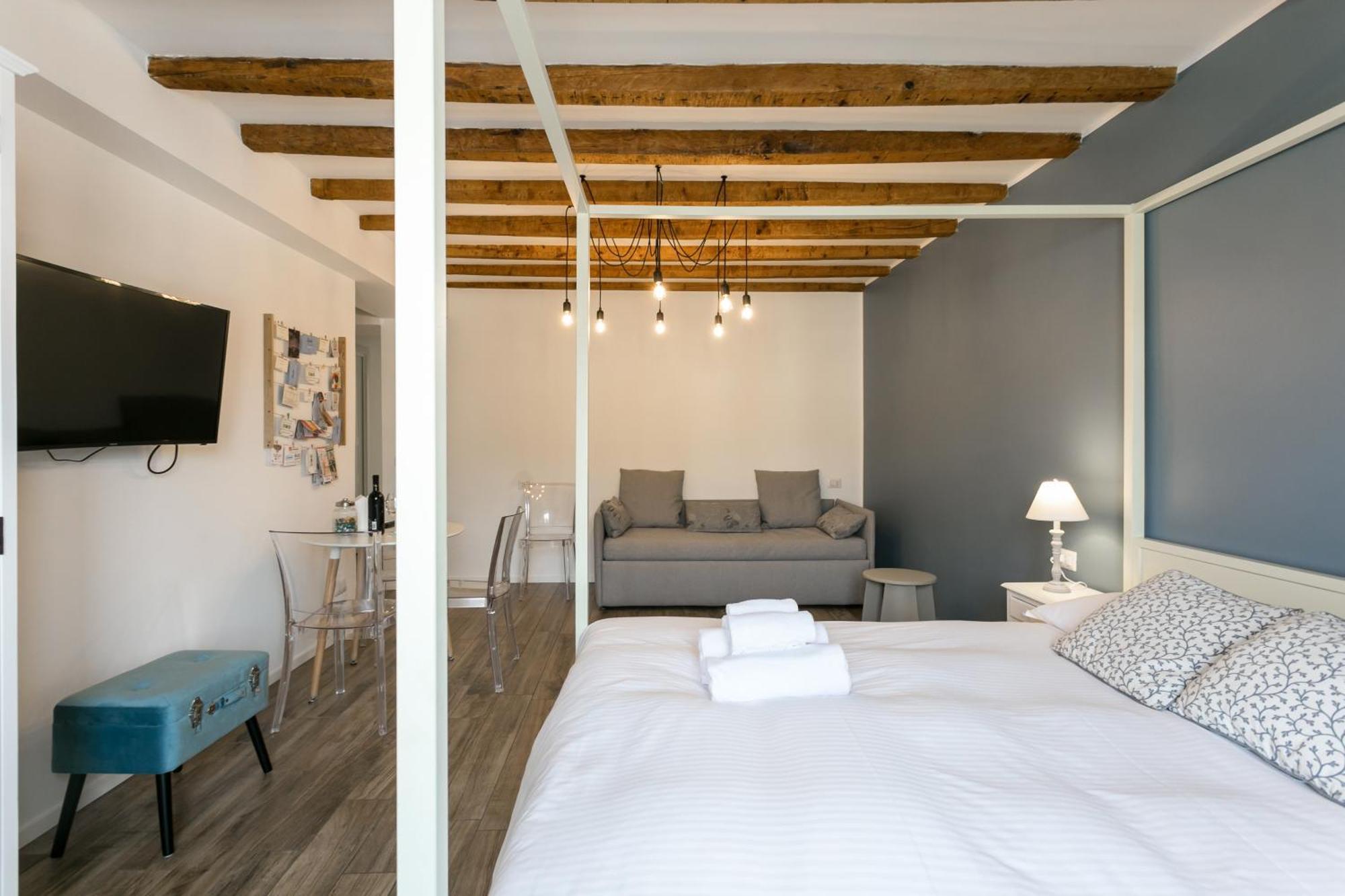 Navigli - Vigevano 45 & Casale 3A Studios ميلان الغرفة الصورة